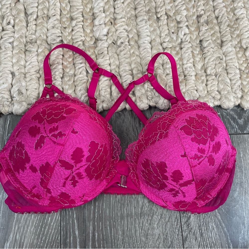 Victoria's Secret Pink Lace Bra
